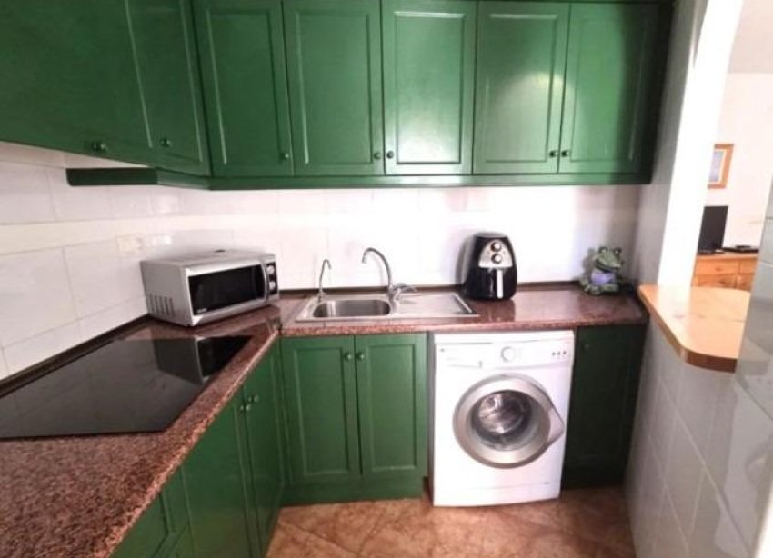 Resale - Apartment - Torrevieja - Estacion de autobuses