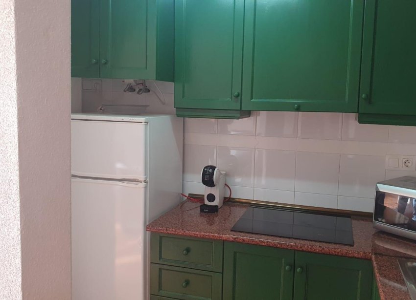 Resale - Apartment - Torrevieja - Estacion de autobuses