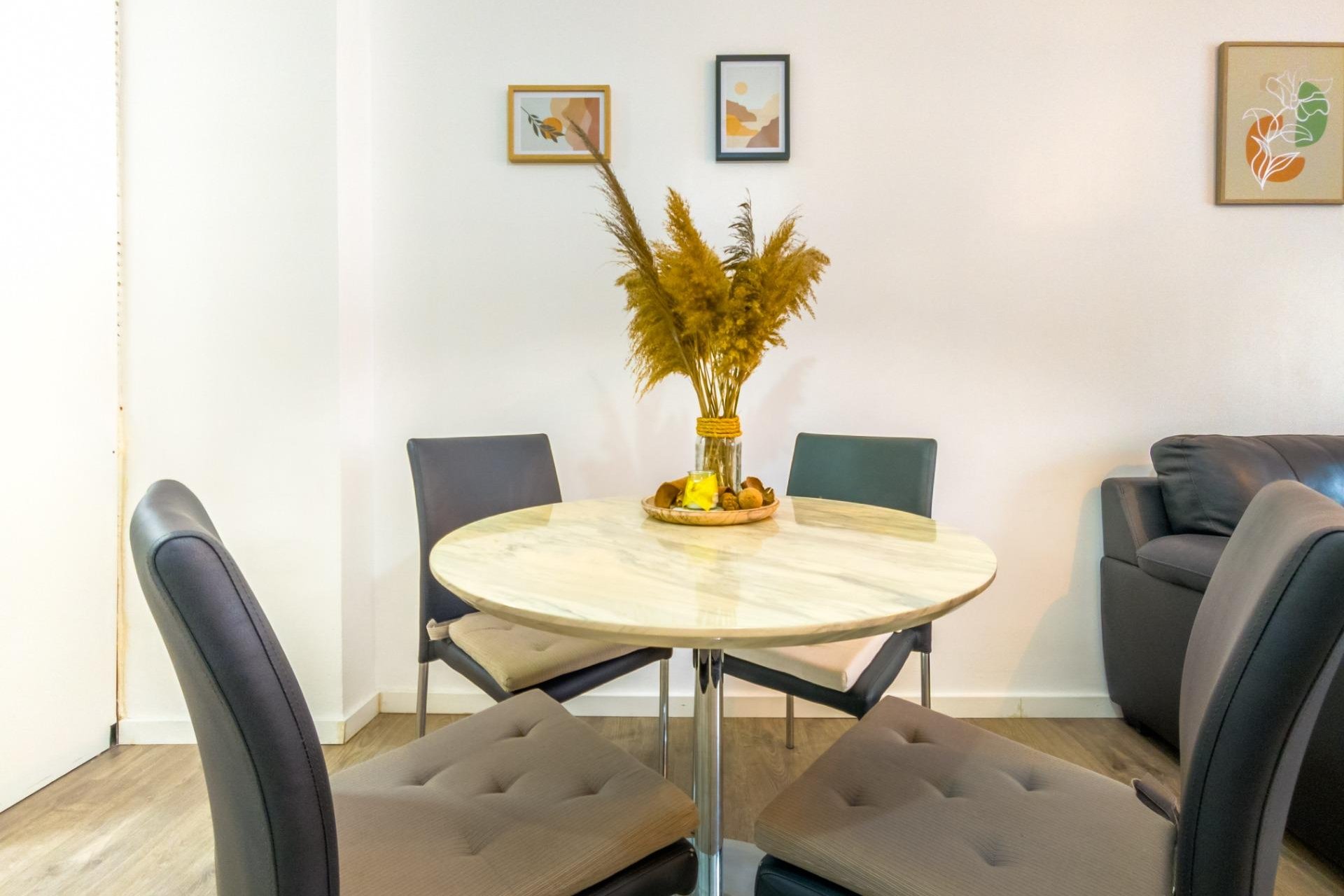 Resale - Apartment - Torrevieja - Estacion de autobuses