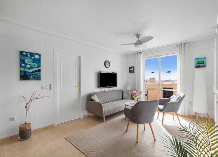 Resale - Apartment - Torrevieja - Estacion de autobuses