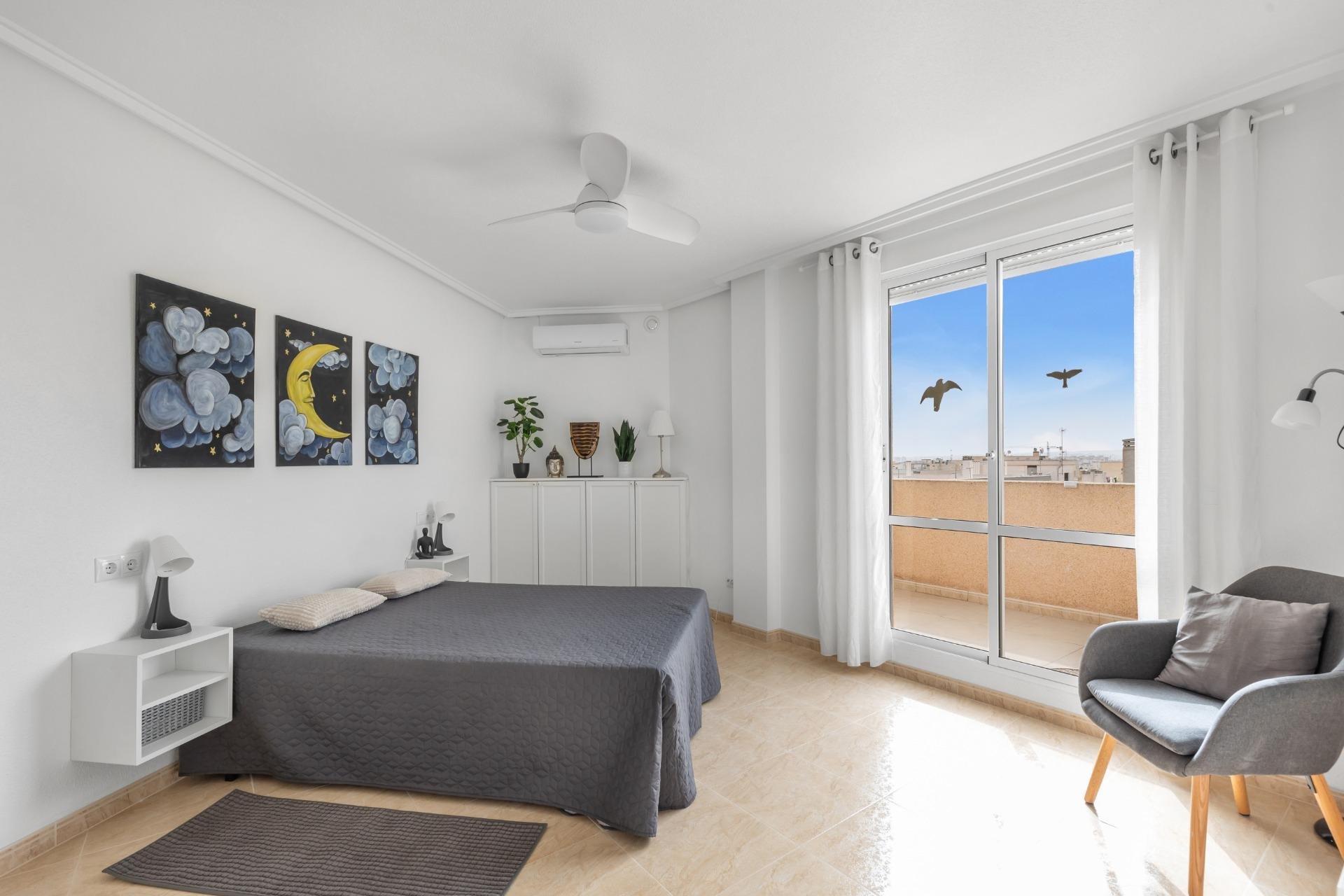 Resale - Apartment - Torrevieja - Estacion de autobuses