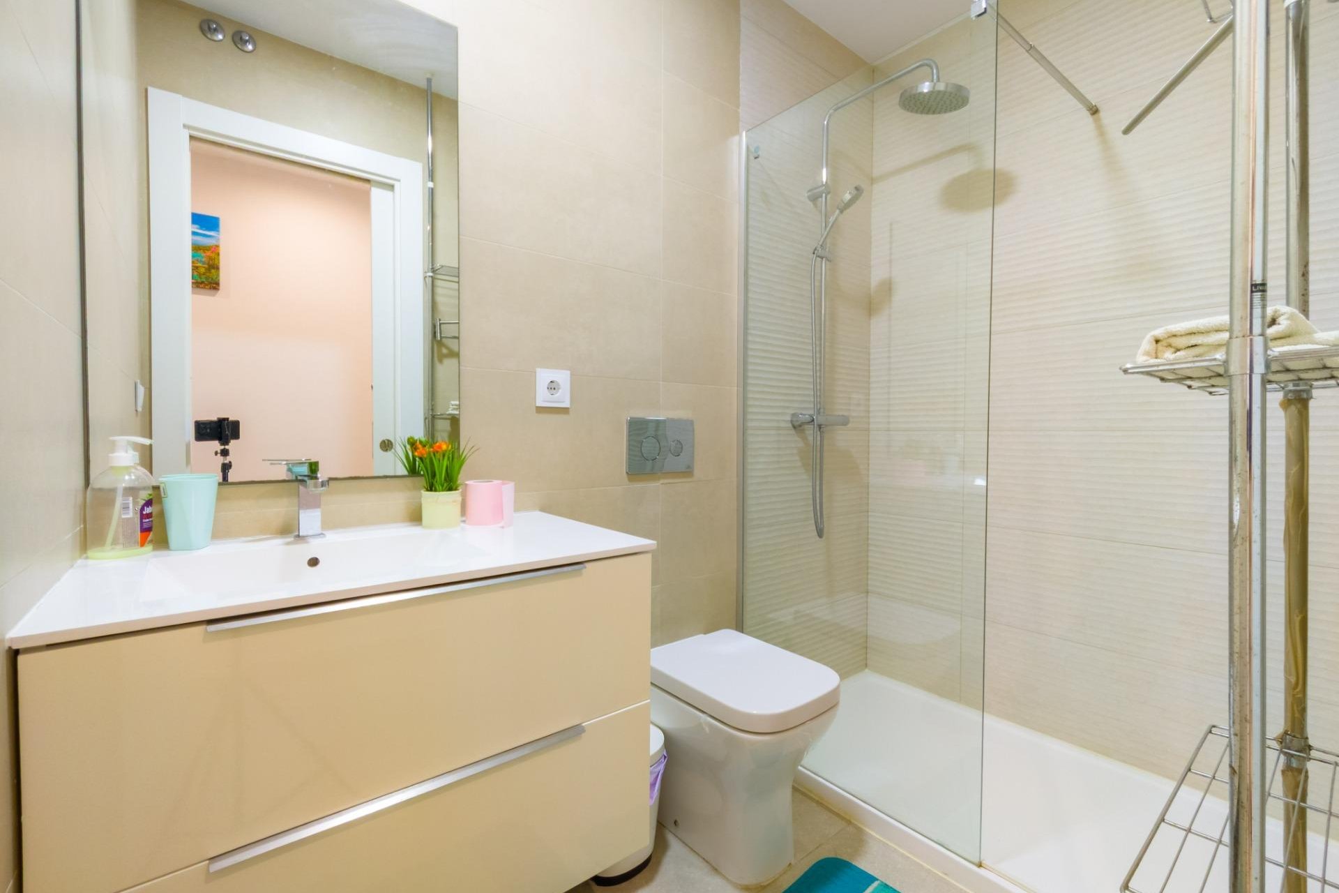 Resale - Apartment - Torrevieja - Estacion de autobuses