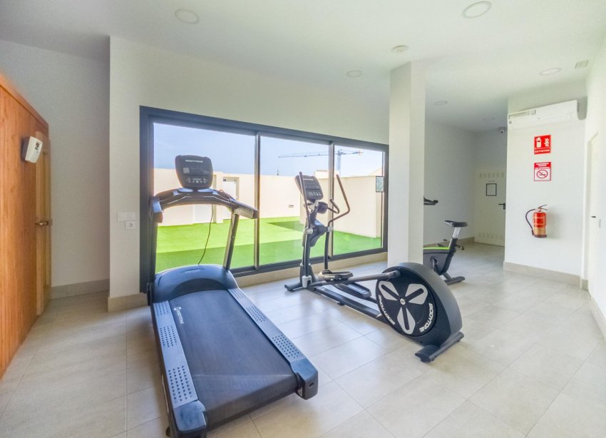 Resale - Apartment - Torrevieja - Estacion de autobuses