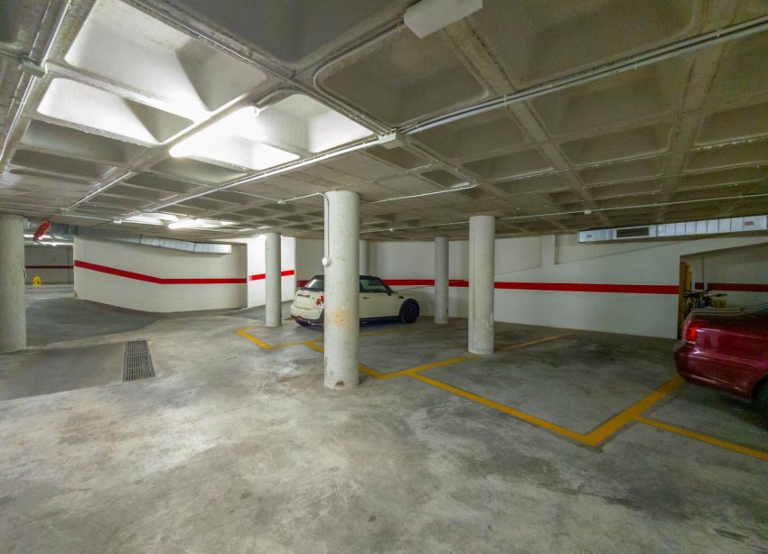 Resale - Apartment - Torrevieja - Estacion de autobuses