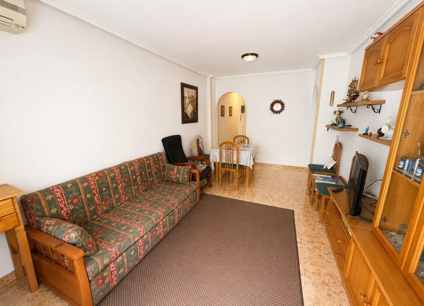 Resale - Apartment - Torrevieja - Estacion de autobuses