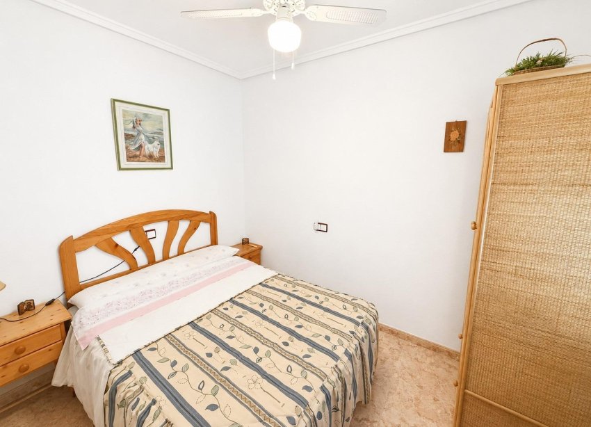 Resale - Apartment - Torrevieja - Estacion de autobuses