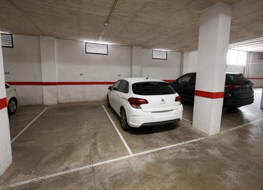 Resale - Apartment - Torrevieja - Estacion de autobuses