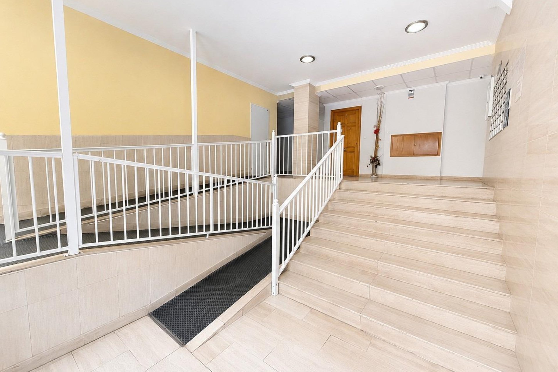 Resale - Apartment - Torrevieja - Estacion de autobuses