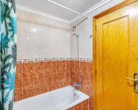Resale - Apartment - Torrevieja - Estacion de autobuses