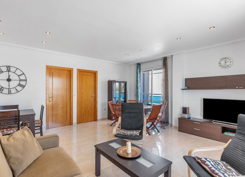 Resale - Apartment - Torrevieja - Estacion de autobuses
