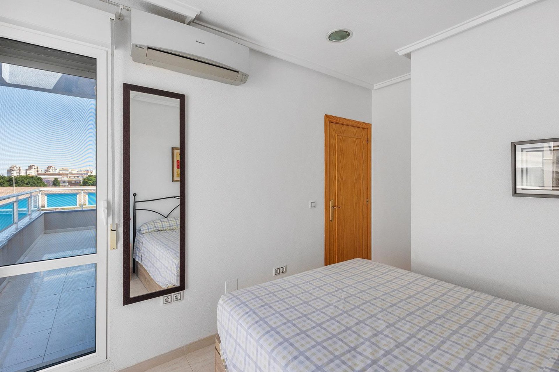 Resale - Apartment - Torrevieja - Estacion de autobuses