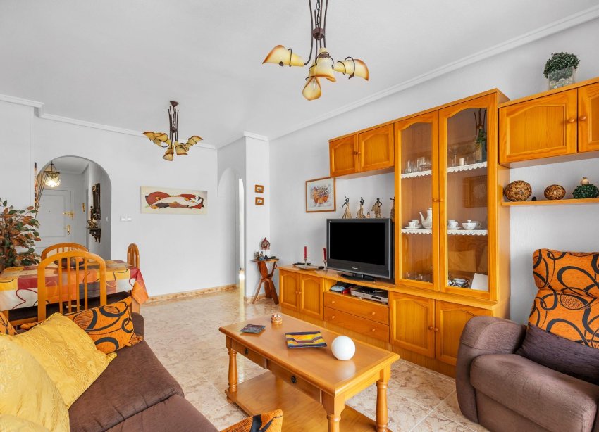 Resale - Apartment - Torrevieja - Estacion de autobuses