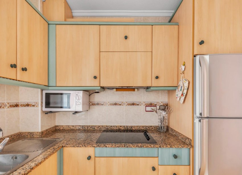 Resale - Apartment - Torrevieja - Estacion de autobuses