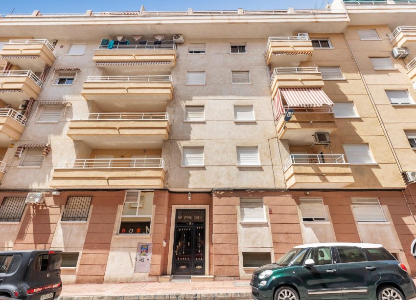 Resale - Apartment - Torrevieja - Estacion de autobuses