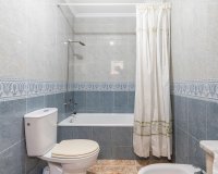 Resale - Apartment - Torrevieja - Estacion de autobuses