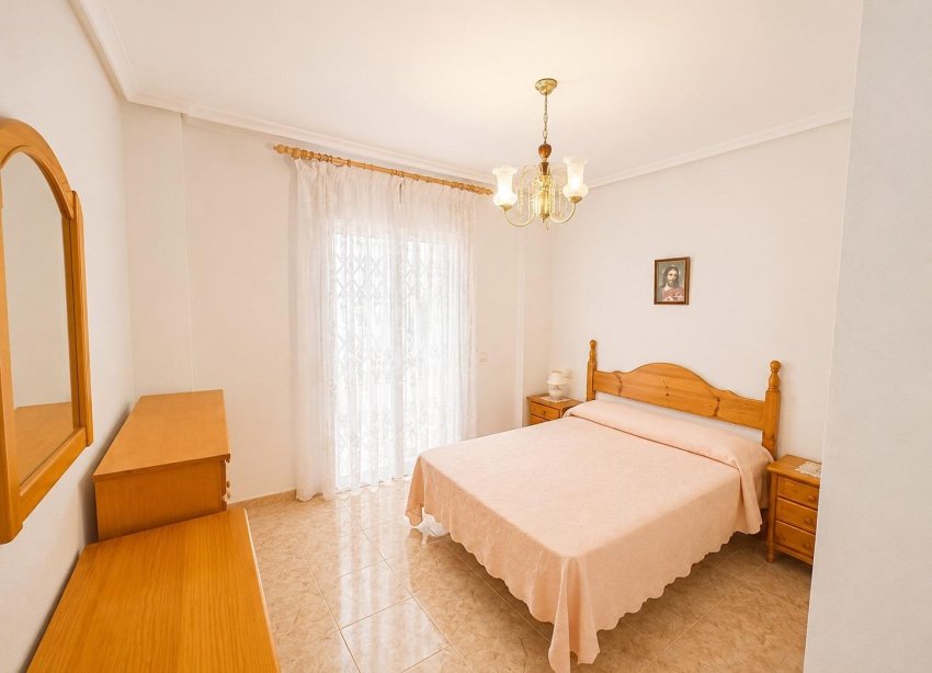 Resale - Apartment - Torrevieja - Estacion de autobuses