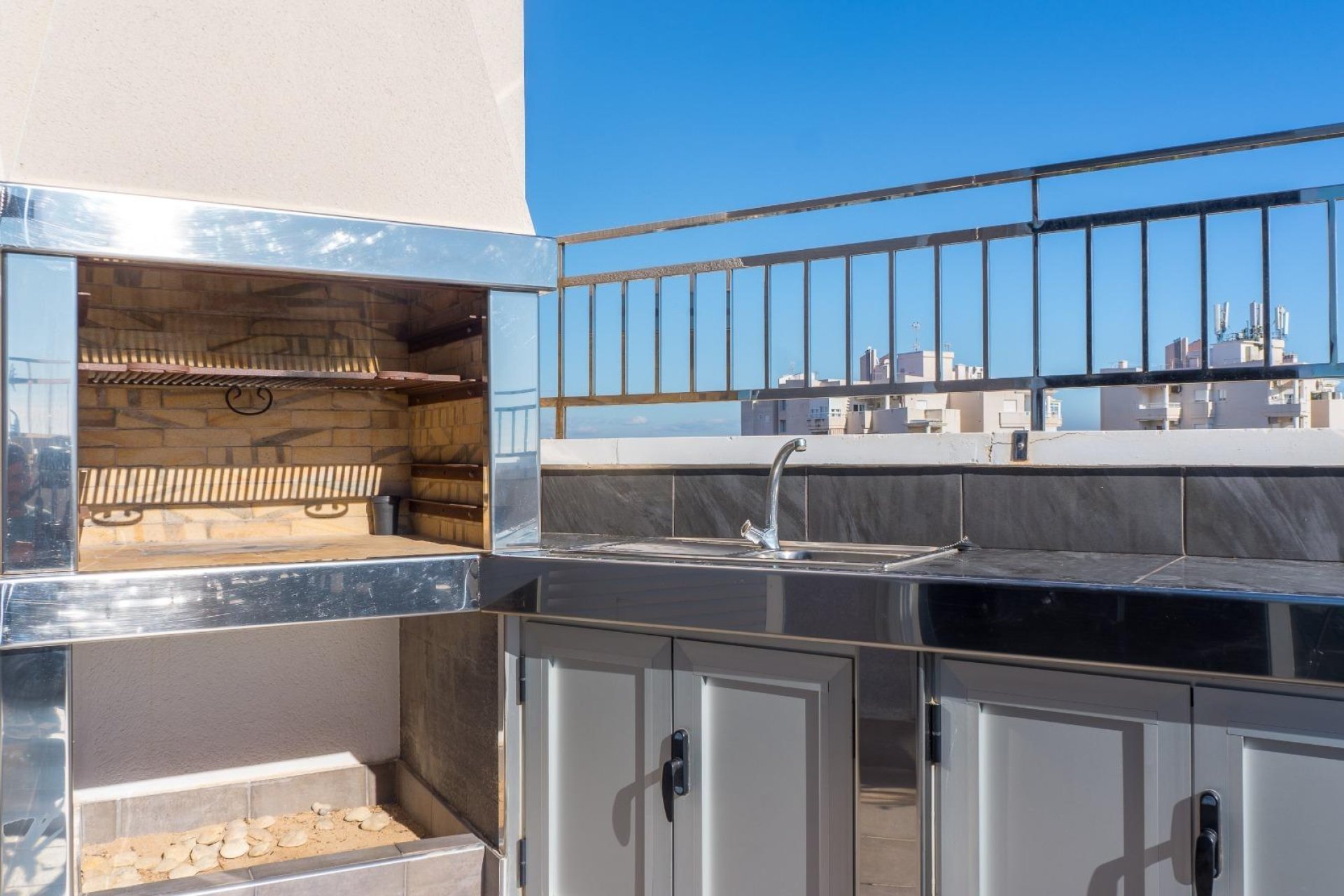 Resale - Apartment - Torrevieja - Estacion de autobuses
