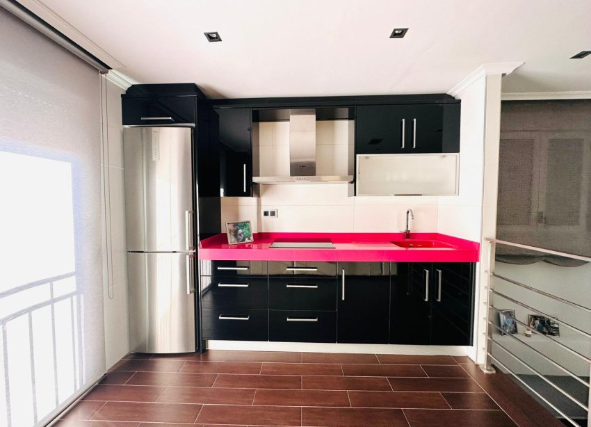 Resale - Apartment - Torrevieja - Estacion de autobuses