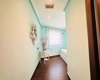 Resale - Apartment - Torrevieja - Estacion de autobuses