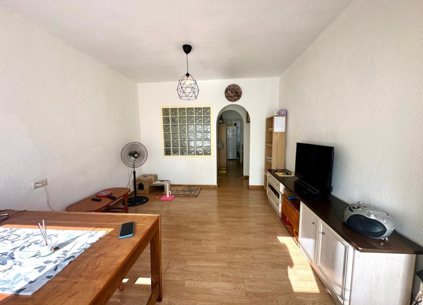 Resale - Apartment - Torrevieja - Estacion de autobuses