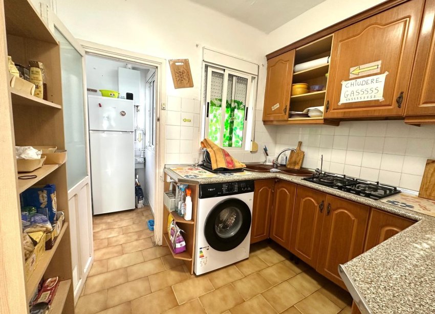 Resale - Apartment - Torrevieja - Estacion de autobuses
