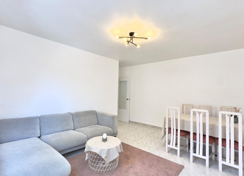Resale - Apartment - Torrevieja - Estacion de autobuses