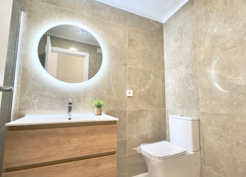Resale - Apartment - Torrevieja - Estacion de autobuses