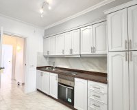 Resale - Apartment - Torrevieja - Estacion de autobuses