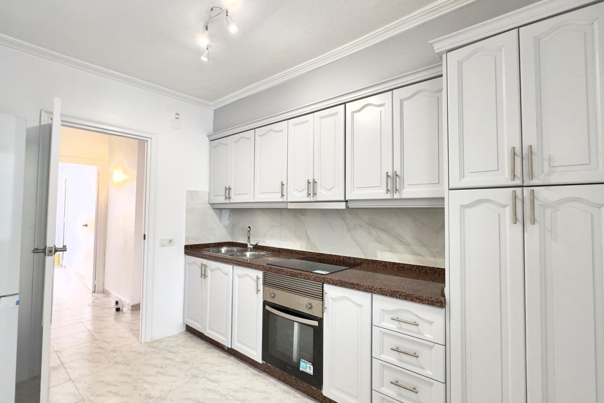 Resale - Apartment - Torrevieja - Estacion de autobuses