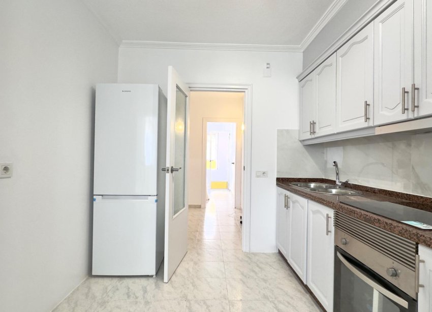 Resale - Apartment - Torrevieja - Estacion de autobuses
