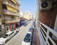 Resale - Apartment - Torrevieja - Estacion de autobuses