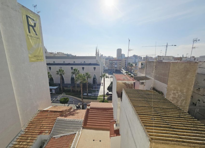 Resale - Apartment - Torrevieja - Estacion de autobuses