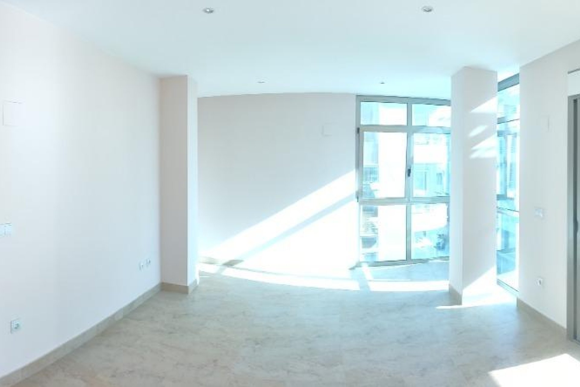 Resale - Apartment - Torrevieja - Estacion de autobuses