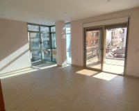 Resale - Apartment - Torrevieja - Estacion de autobuses
