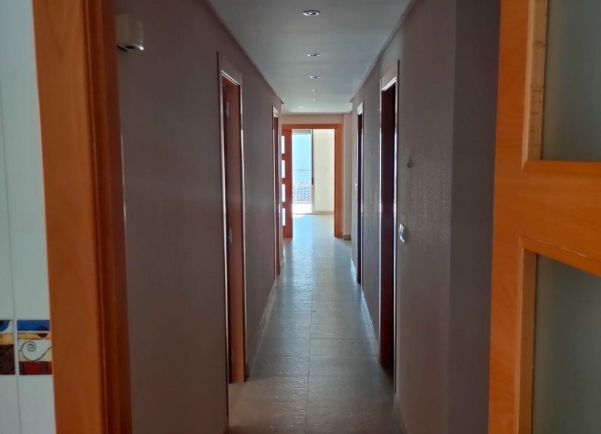Resale - Apartment - Torrevieja - Estacion de autobuses