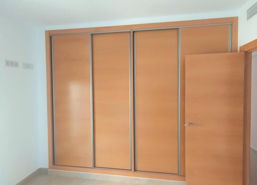 Resale - Apartment - Torrevieja - Estacion de autobuses