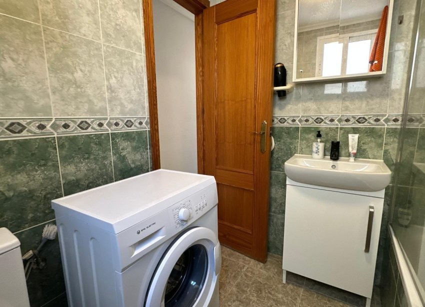 Resale - Apartment - Torrevieja - Estacion de autobuses