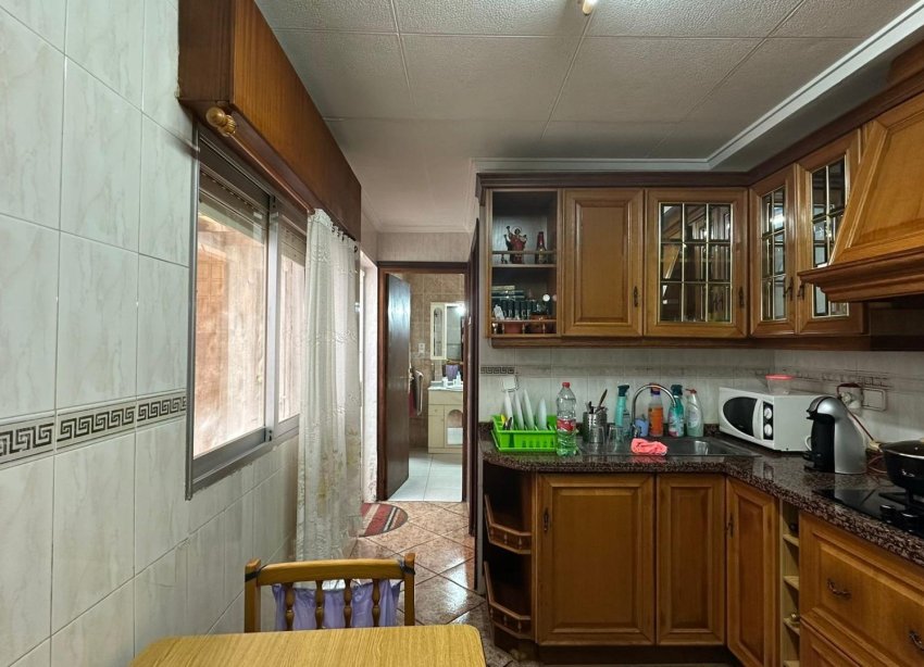 Resale - Apartment - Torrevieja - Estacion de autobuses