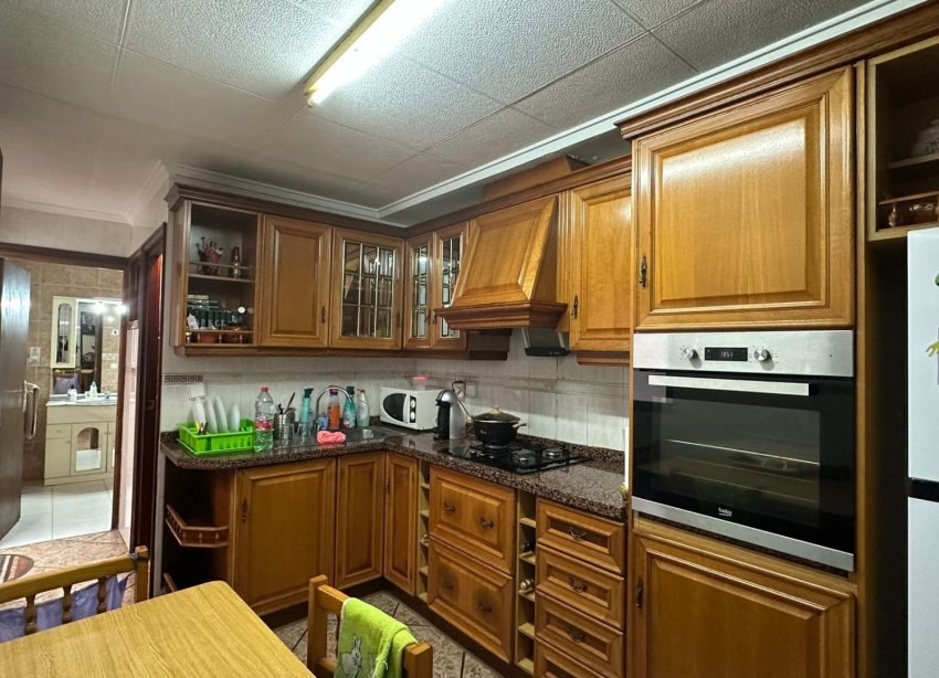 Resale - Apartment - Torrevieja - Estacion de autobuses