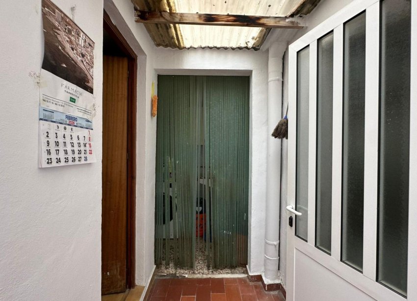 Resale - Apartment - Torrevieja - Estacion de autobuses