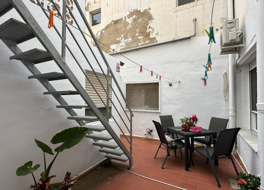 Resale - Apartment - Torrevieja - Estacion de autobuses