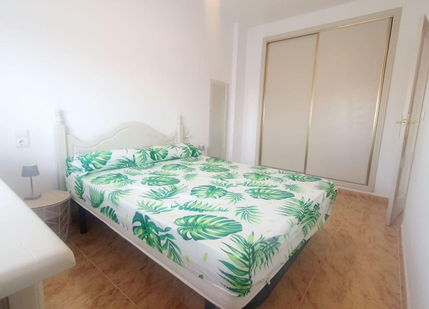 Resale - Apartment - Torrevieja - Estacion de autobuses
