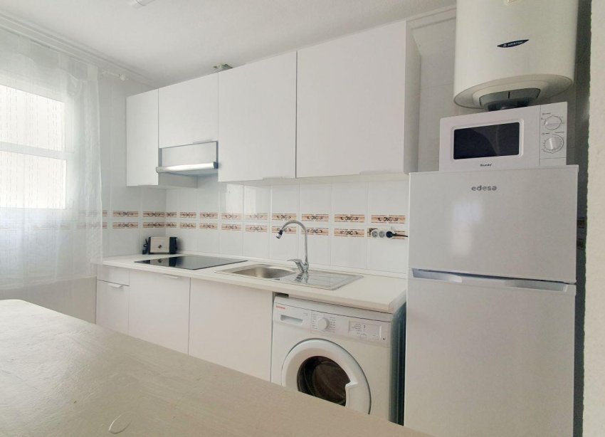 Resale - Apartment - Torrevieja - Estacion de autobuses