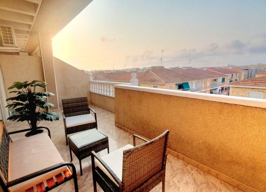 Resale - Apartment - Torrevieja - Estacion de autobuses