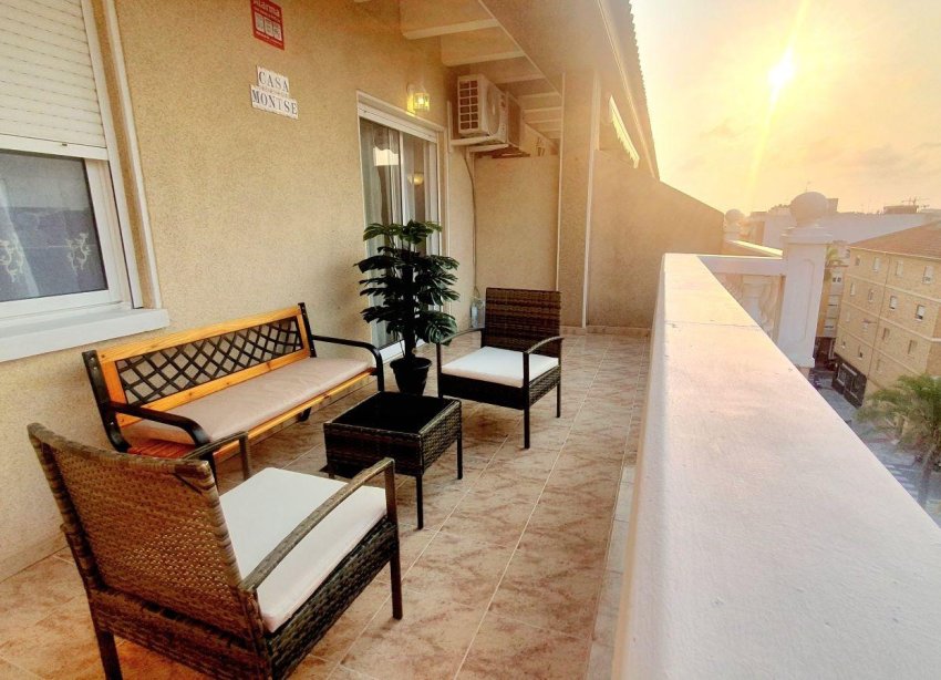 Resale - Apartment - Torrevieja - Estacion de autobuses