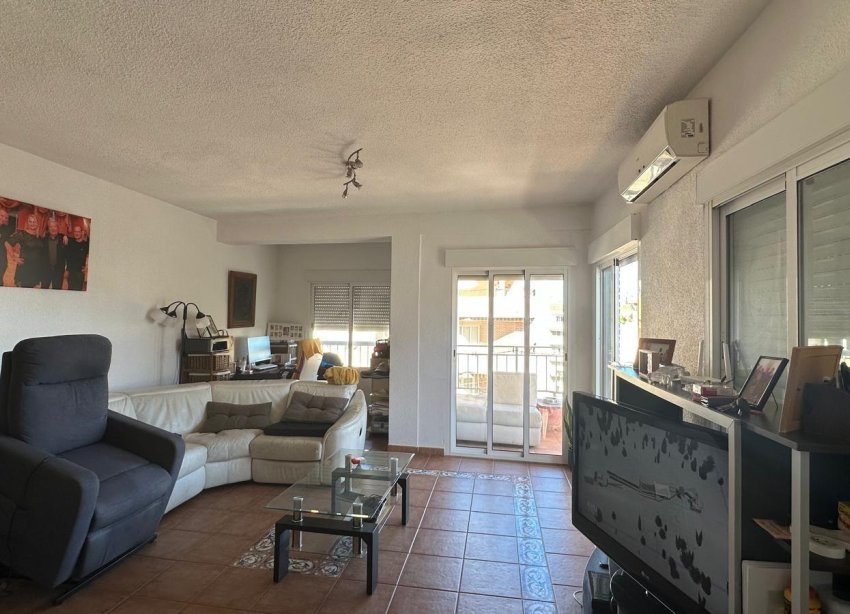 Resale - Apartment - Torrevieja - Estacion de autobuses
