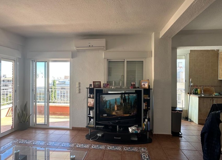 Resale - Apartment - Torrevieja - Estacion de autobuses