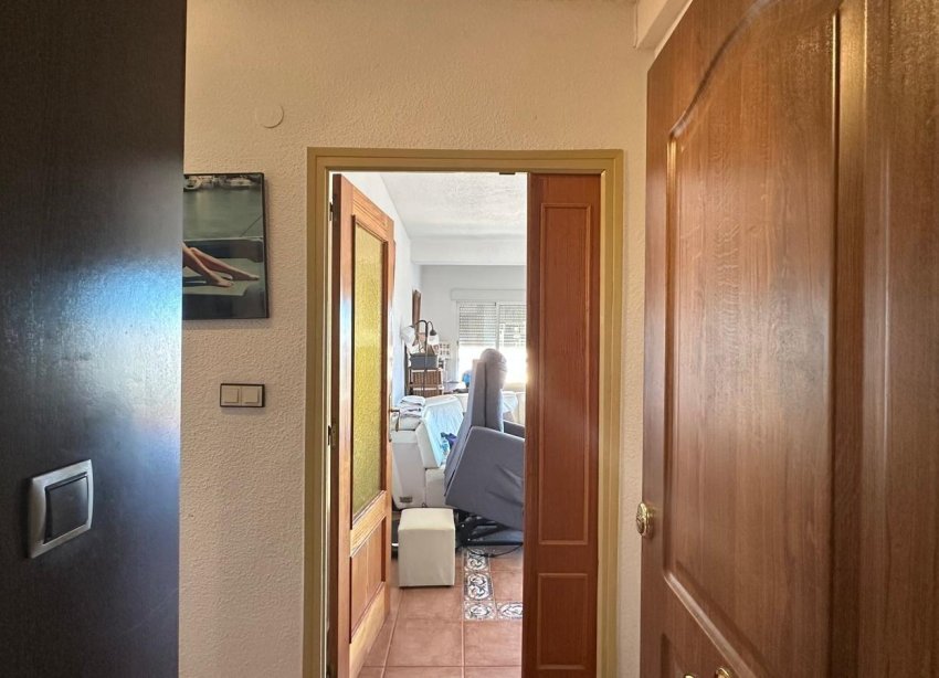 Resale - Apartment - Torrevieja - Estacion de autobuses
