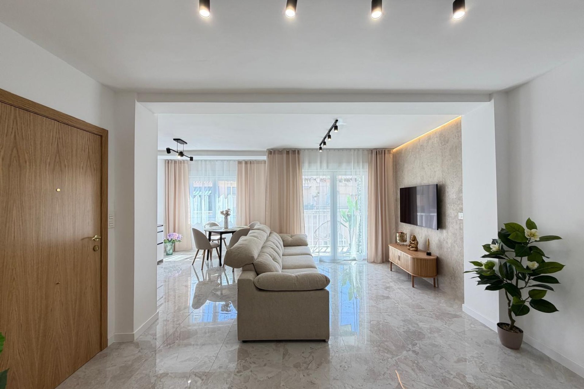 Resale - Apartment - Torrevieja - Estacion de autobuses