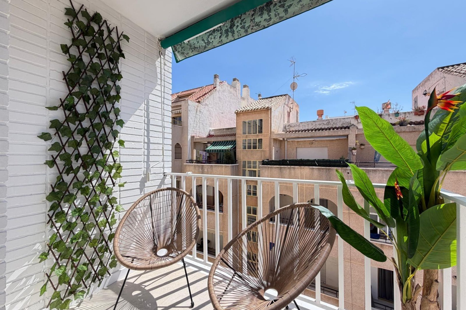 Resale - Apartment - Torrevieja - Estacion de autobuses